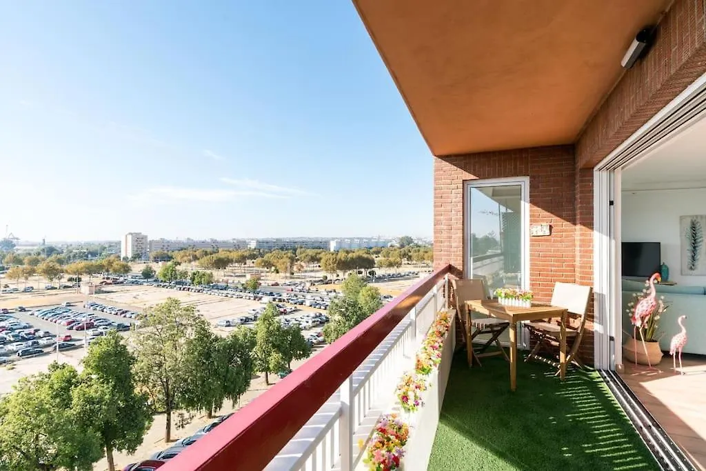Apartamento Magnifico Atico En Frente De La Feria Sevilla 0*,  España